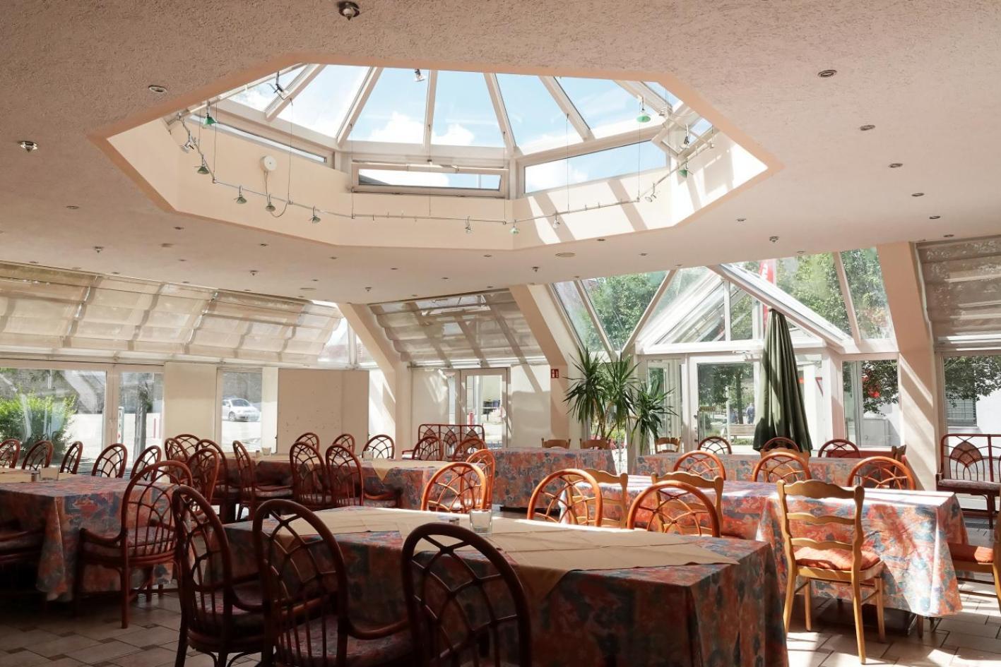 Hotel-Restaurant Zum Kirschbaum Rottendorf Exterior foto